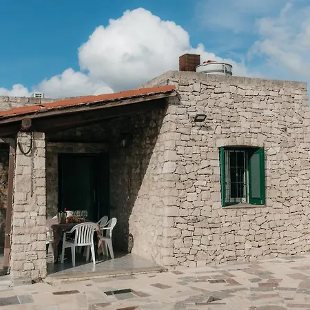 Pescoluse Holiday home